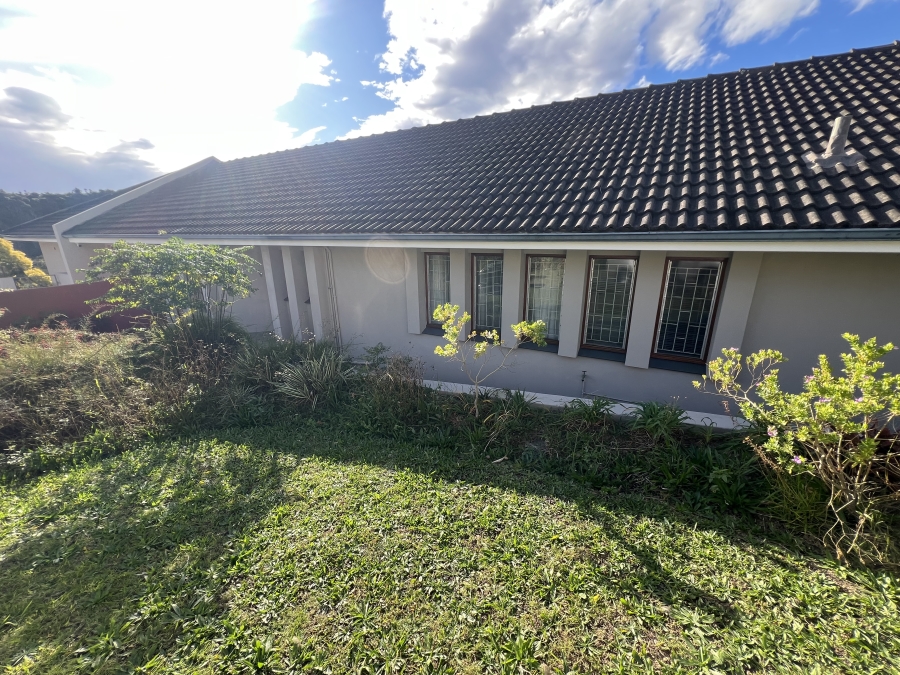 4 Bedroom Property for Sale in Beacon Bay North Eastern Cape